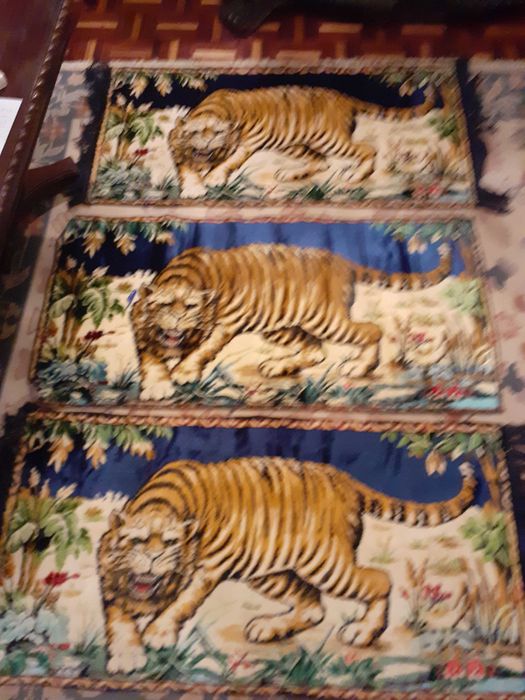 Tapestry with Tiger64740325615233127