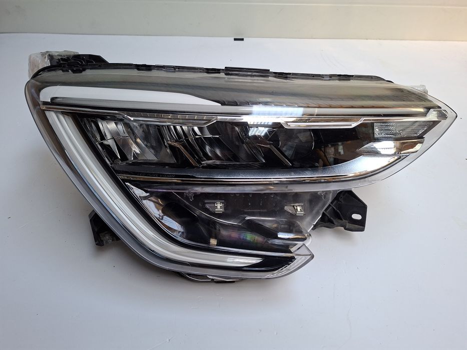 Renault Arkana Reflektor Prawy lampa Przednia Cała kompletna mid led