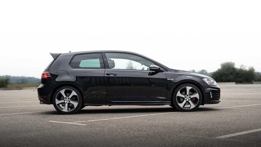 Volkswagen Golf VII GTI DSG