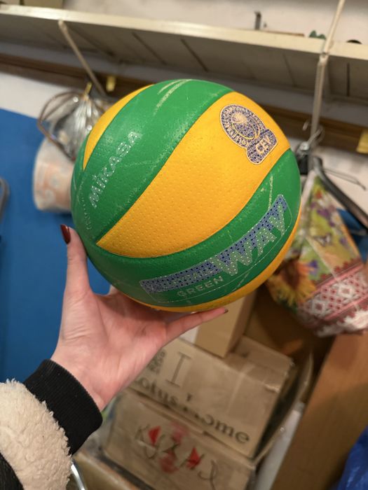 Мяч mikasa б.у. ігровий