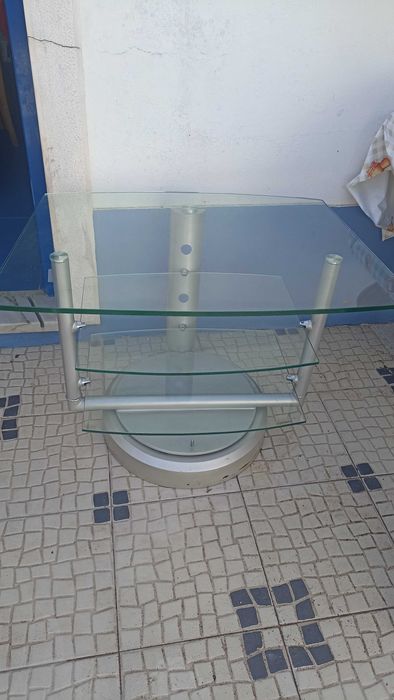 Mesa para TV em Vidro
