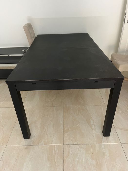Mesa de Jantar IKEA Extensível Preta