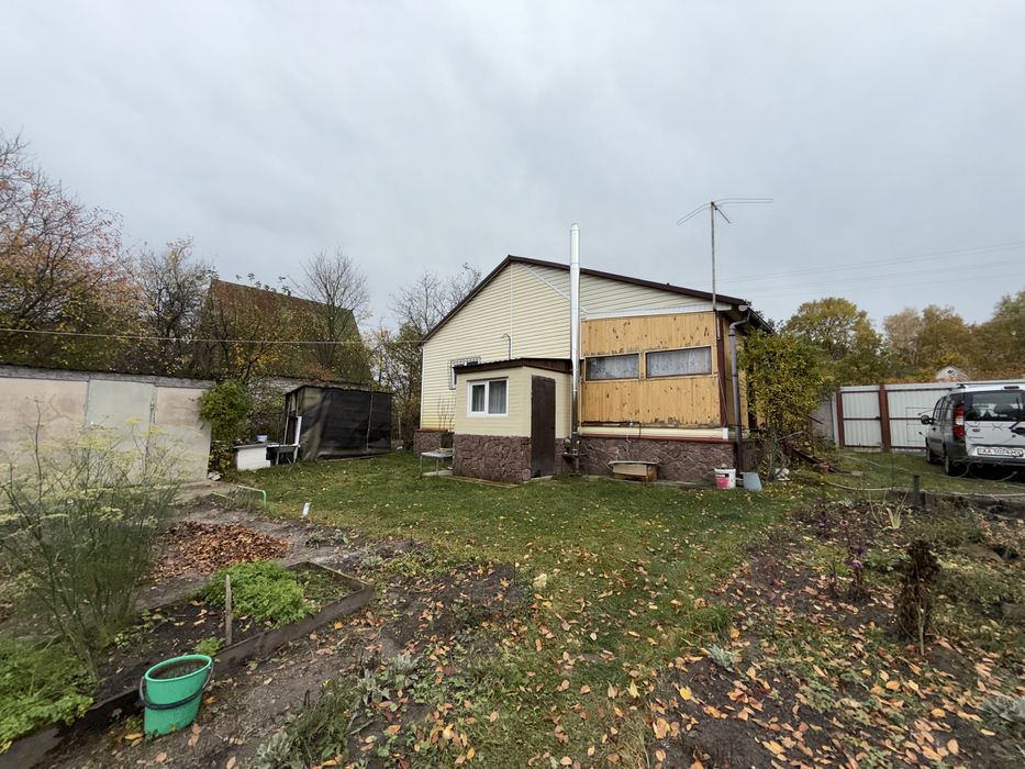 Продаж будинка в 30хв від Броварів з ремонтом і меблями