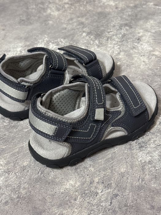 (29 р) Дитячі босоніжки Geox Strada, Устілка 19 см