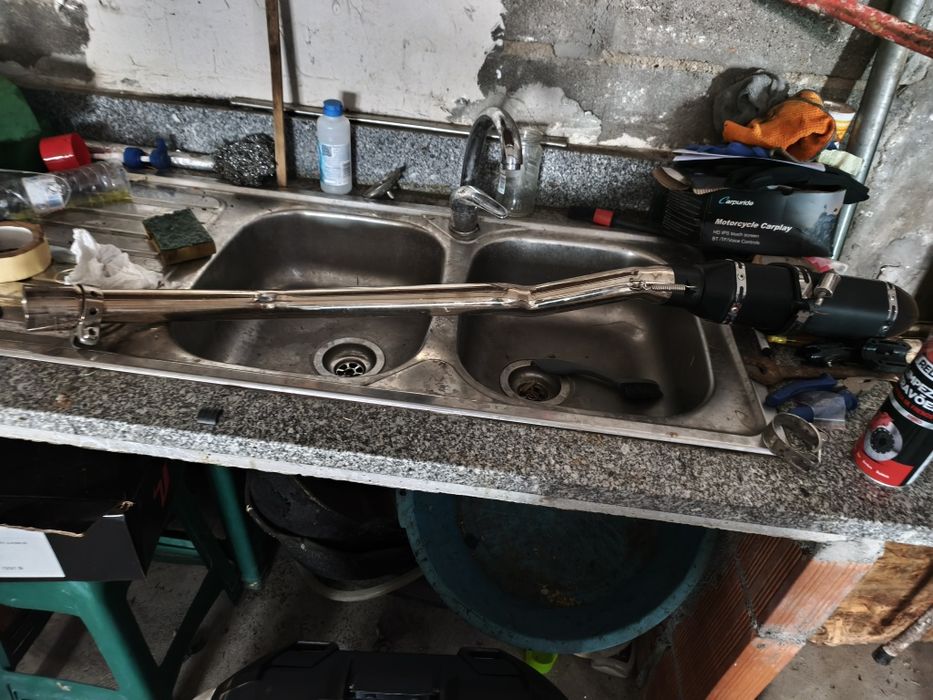 Escape artesanal macbor xr1 Evo 125