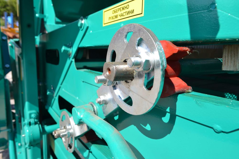 Очисник вороху  ОВС-25У зциклоном і збільшеним вивантаженням ОВС-25.