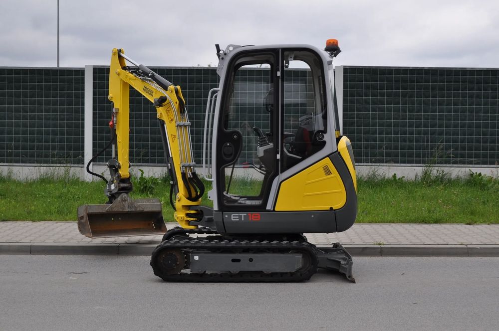 Wacker Neuson ET18 MAŁO MTG JAK NOWA!!! ŁYŻKA SKARPOWA HYDRAULICZNA WYJŚCIA HYDRAULICZNE
