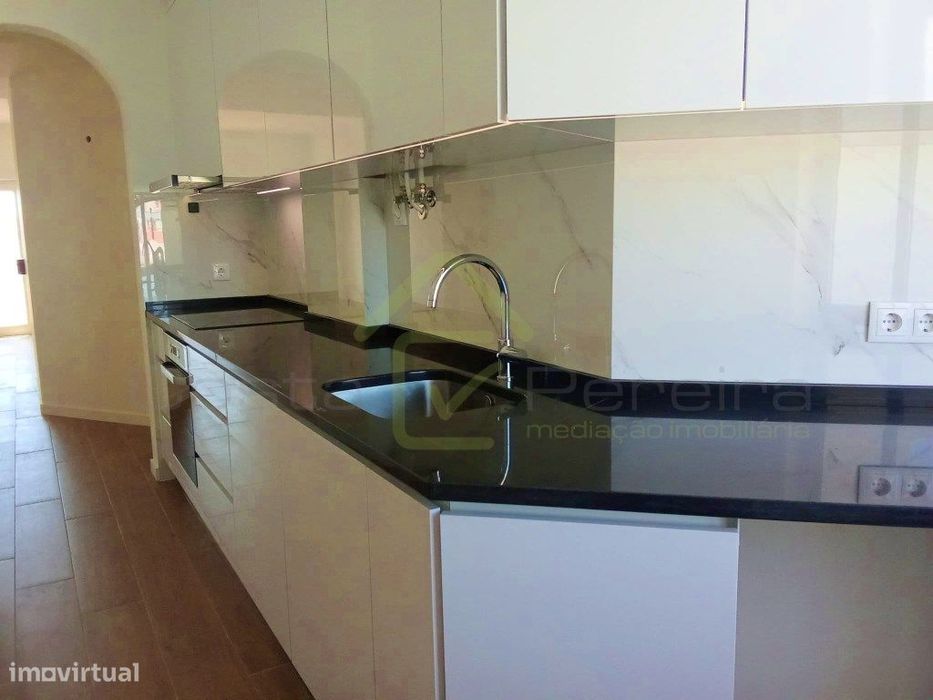 Apartamento T2 para arrendamento Anual