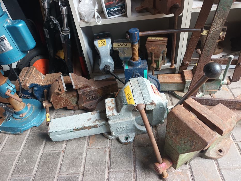 Imadło warsztatowe. hydrauliczne