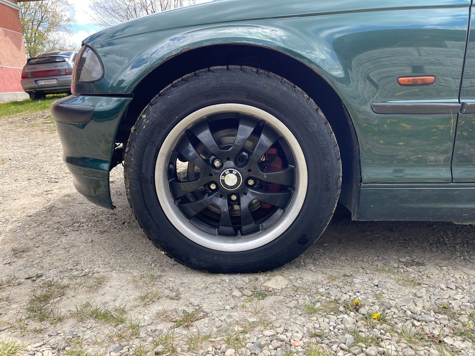 Автомобіль BMW e46