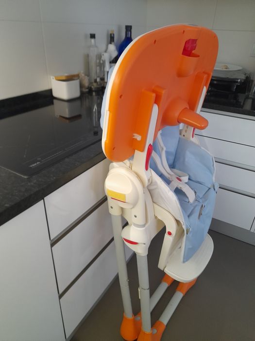 Cadeira de Refeição Chicco em bom estado