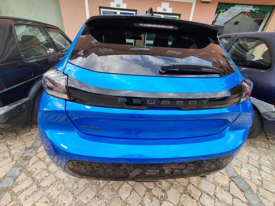Peugeout Allure 2025 - Praticamente novo!