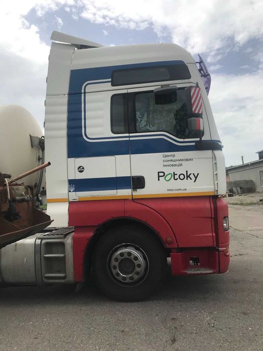 Тягач MAN TGA 18.430