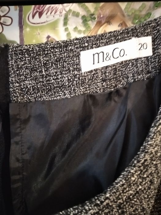 Юбка серая, на подкладке, крой  годэ ,большой размер (54) новая без эт