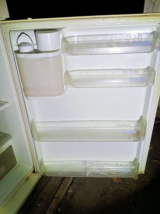 Продам холодидльник Samsung no frost