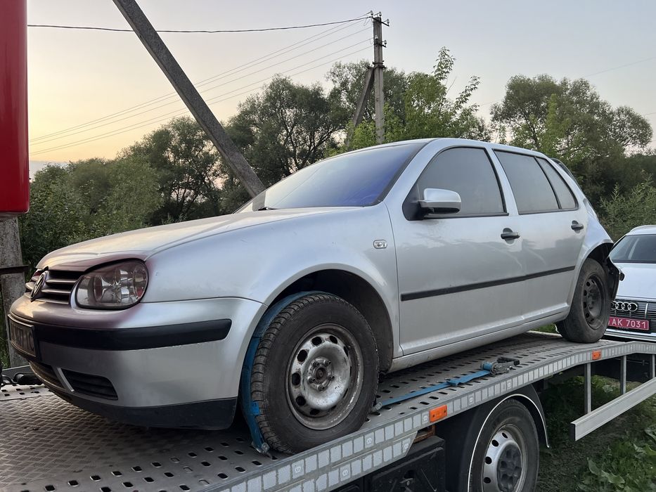 Продам VW Golf 4 1.6 АВТОМАТ газ/бенз
