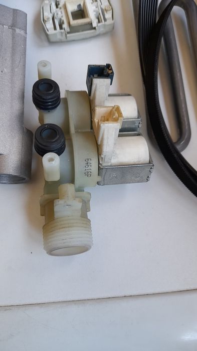 Vendo peças maquina lavar roupa indesit