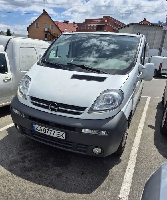 Opel Vivaro Довга база+ кондиціонер
