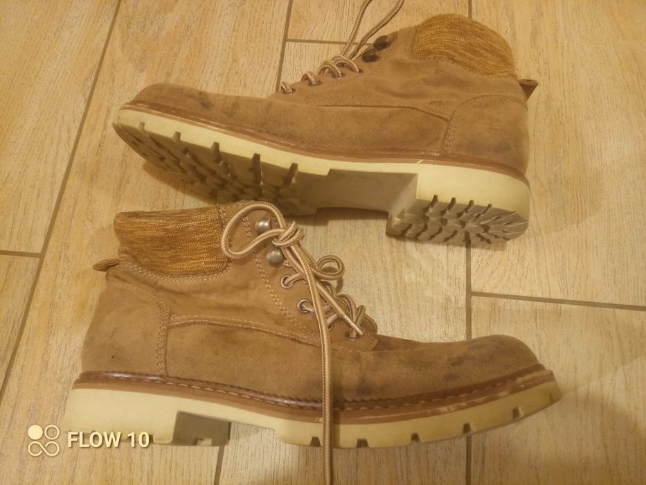 Trzewiki młodzieżowe 38/39