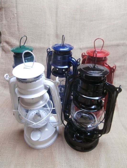 Lampa naftowa zasilana z USB albo baterii AA / akumulatorków, kolory