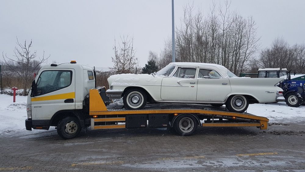 Tania Laweta Tanie Holowanie Pomoc drogowa 24 Warszawa  AGAL