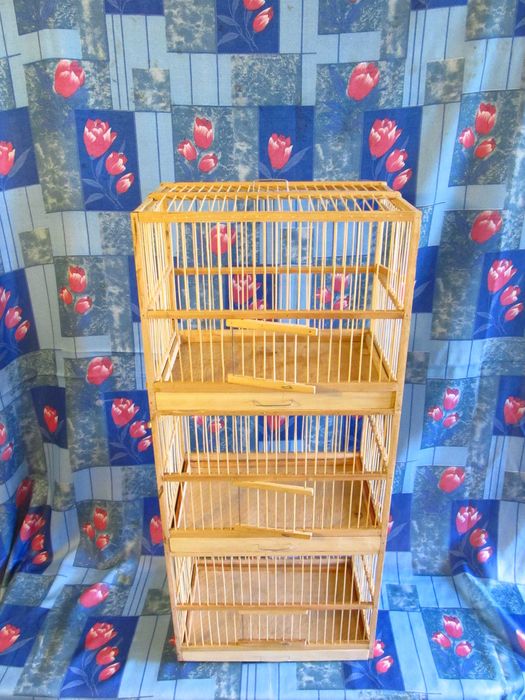 Клетка для содержания и разведения птиц