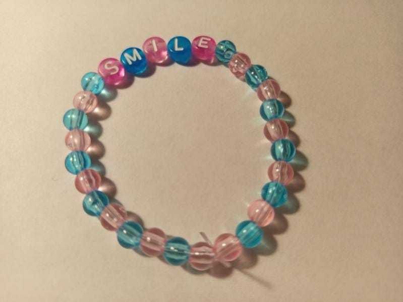 Bransoletki robione ręcznie