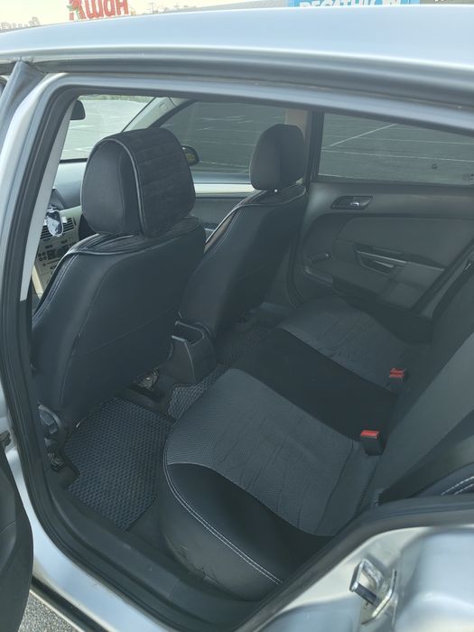 Opel Astra H 2007 1.6 г/б