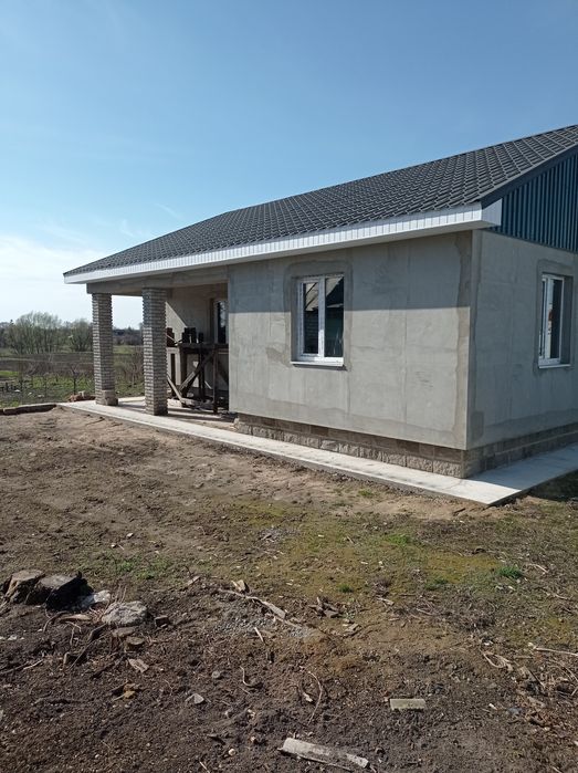 Новобудова біля міста Чернігів.