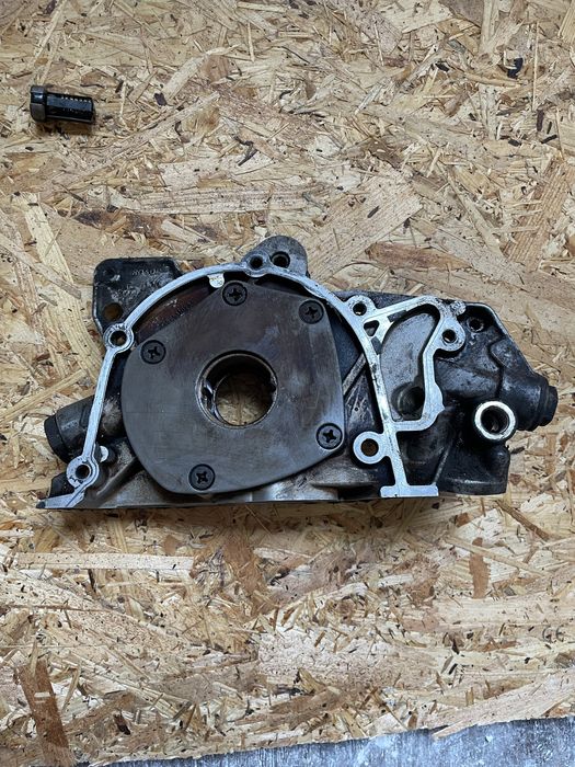 Маслонасос Chevrolet Captiva C100 (б/у, оригінал GM)