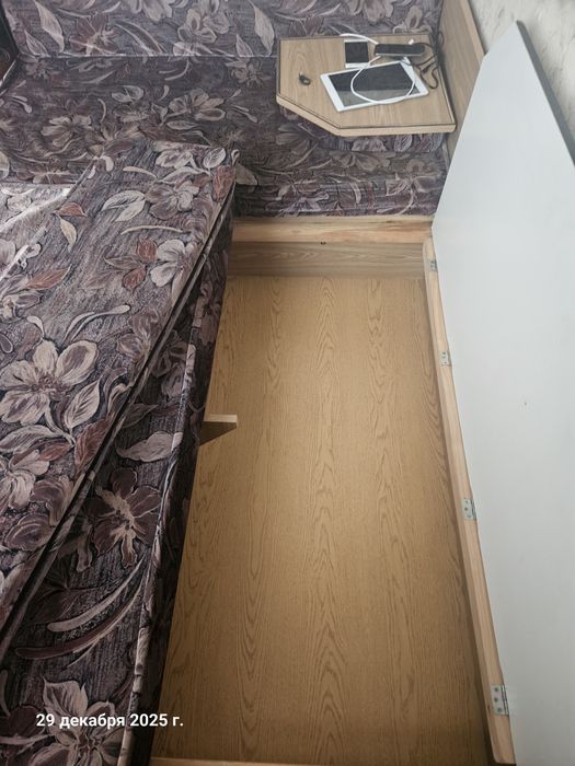 Угловой диван 135×200