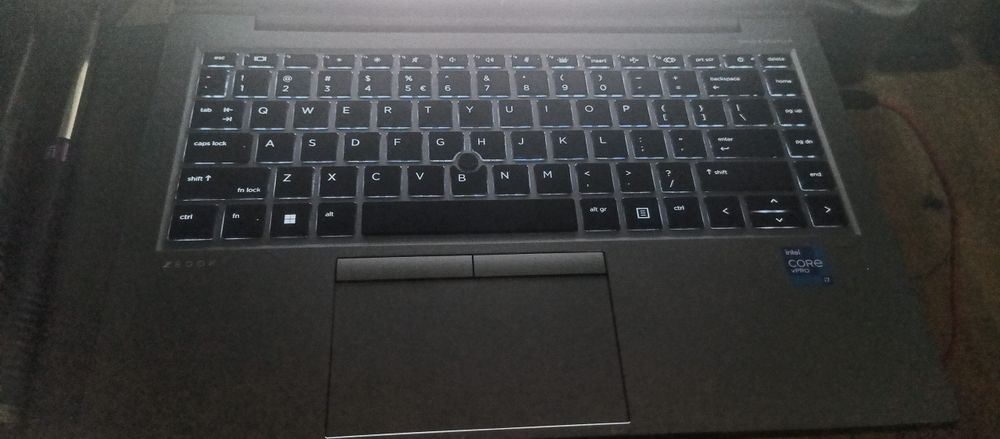 HP zbook firefly 14 g8