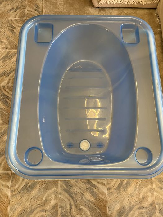 Banheira bebé Zippy azul com suporte incluído