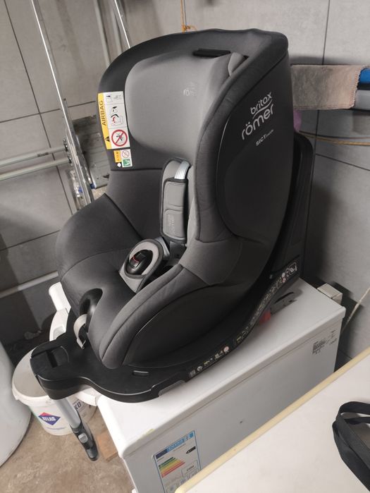 Fotelik obrotowy Britax