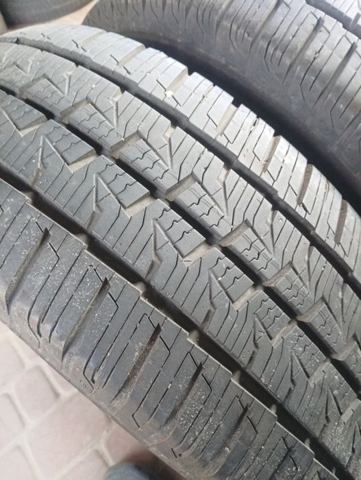 Opony całoroczne 215/65/16C