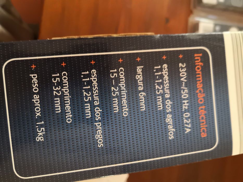 agrafador elétrico Duro PRO + 6caixas de agrafos e pregos