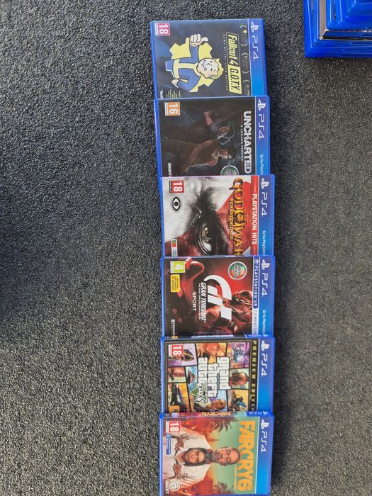 Vendo lote de jogos ps2  ps3 e ps4