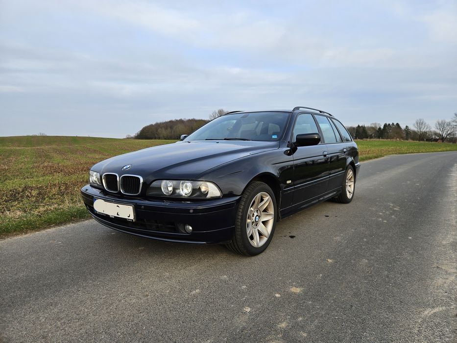 BMW E39 Indyvidual, 520i 170km, LPG, Manual, Carbonschwarz Metalic.