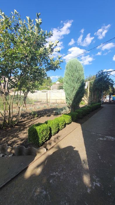 Продам будинок в Марганці.