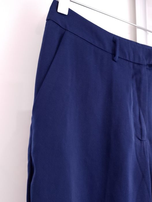 NA-KD eleganckie spodnie granatowe rozmiar 36
Długość 94 cm
Szerokość