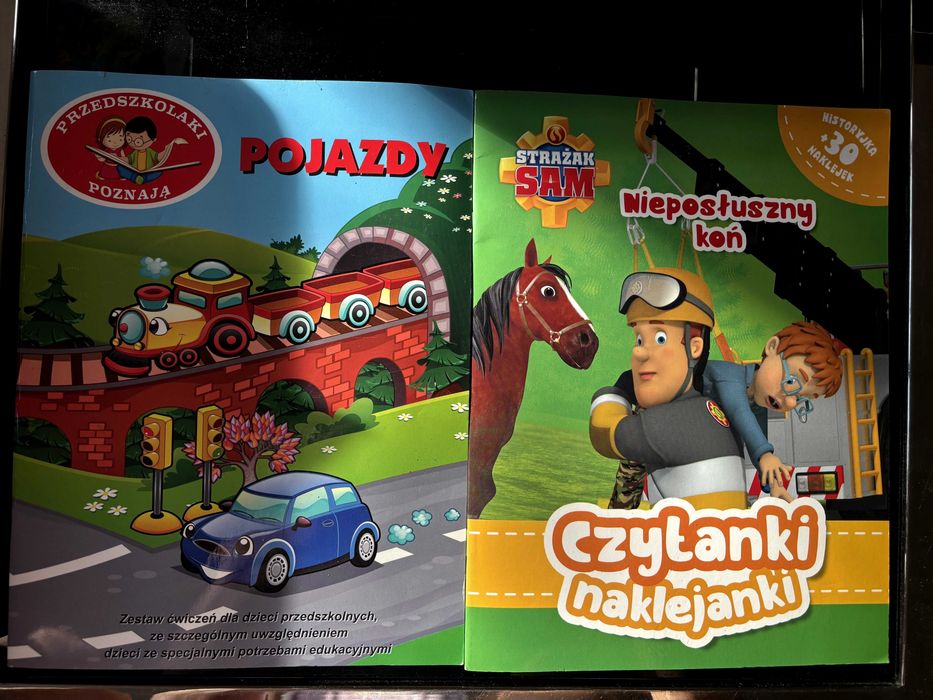 Pojazdy, Strażak Sam. Czytanka naklejki  2 SZTUKI NOWE