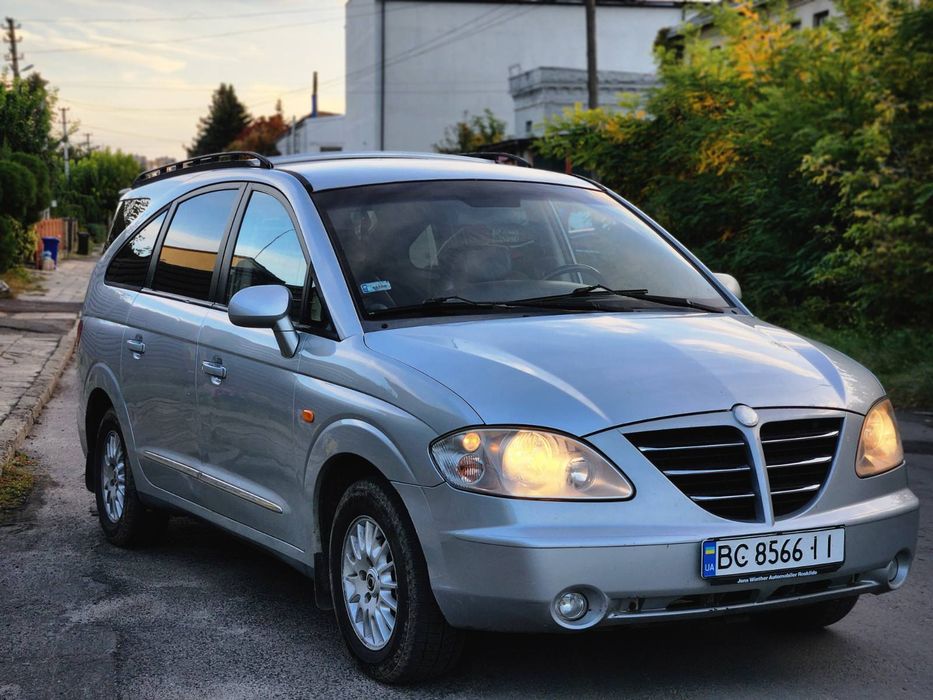 SsangYong radius  2,7 дизель 3950$