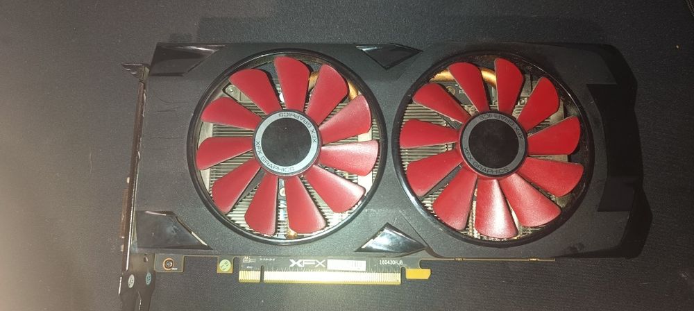 Rx 570 xfx 8gb .