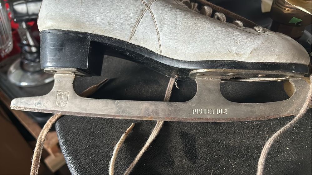 Łyżwy figurówki 38 rozmiar