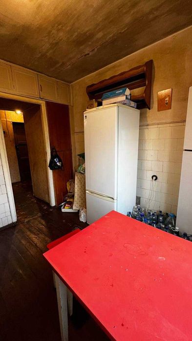 Продаж квартири під ремонт, вул. Олександра Кониського, Центр