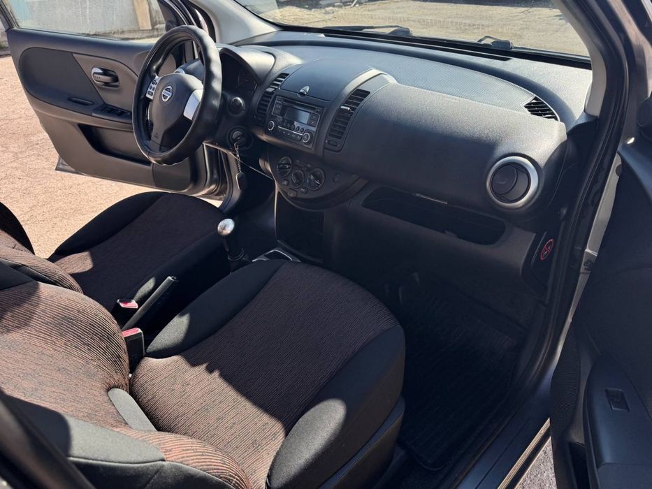 Nissan Note 2010рік 1.4 бензин
