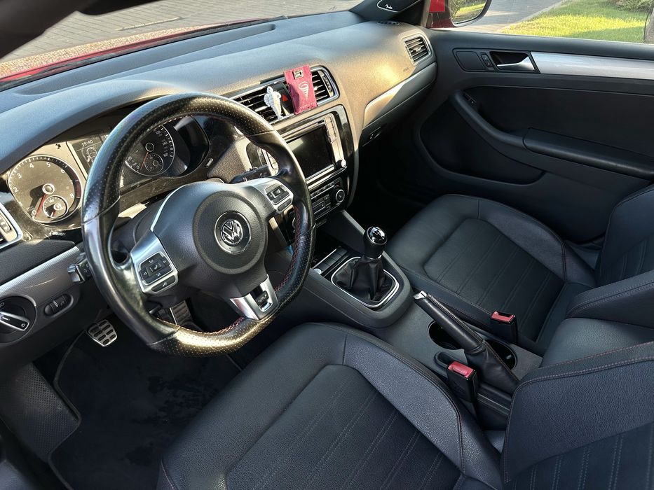 Volkswagen Jetta GLI 2012