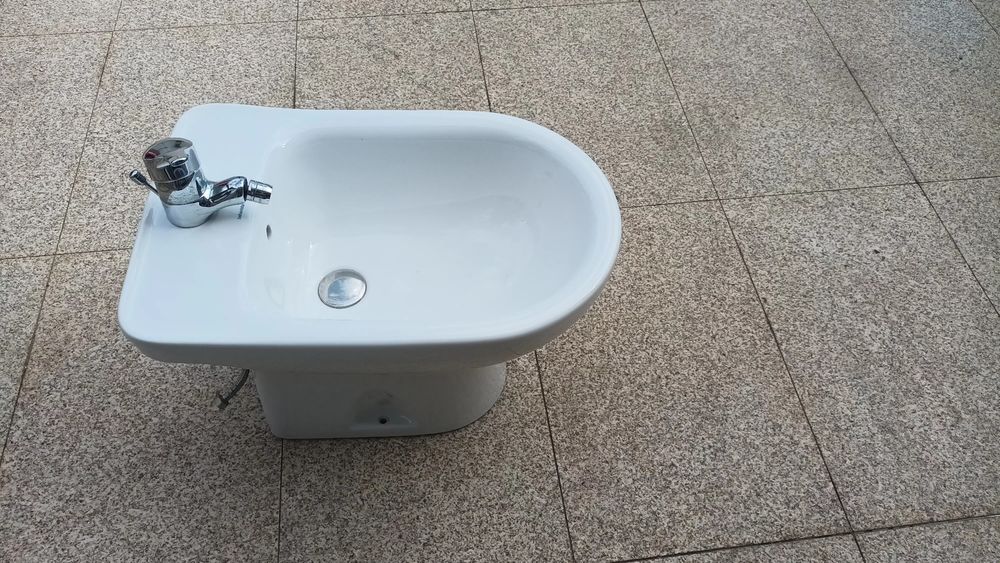 Bidé Bellavista com torneira