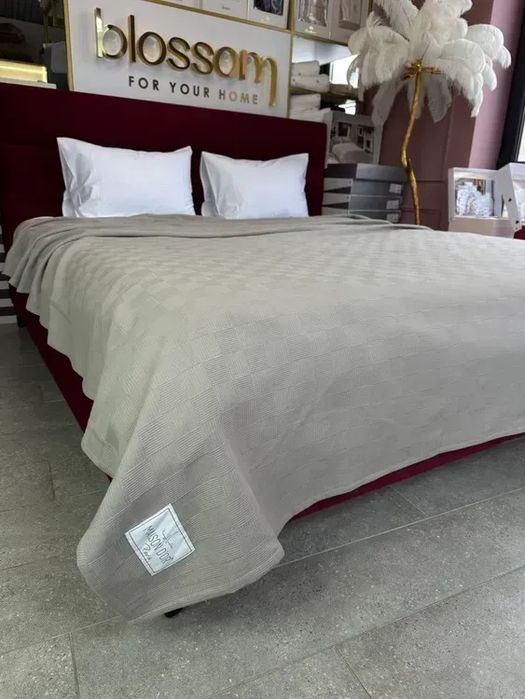 Покрывала-плед Maison D'or Serap 220*240 вафельные