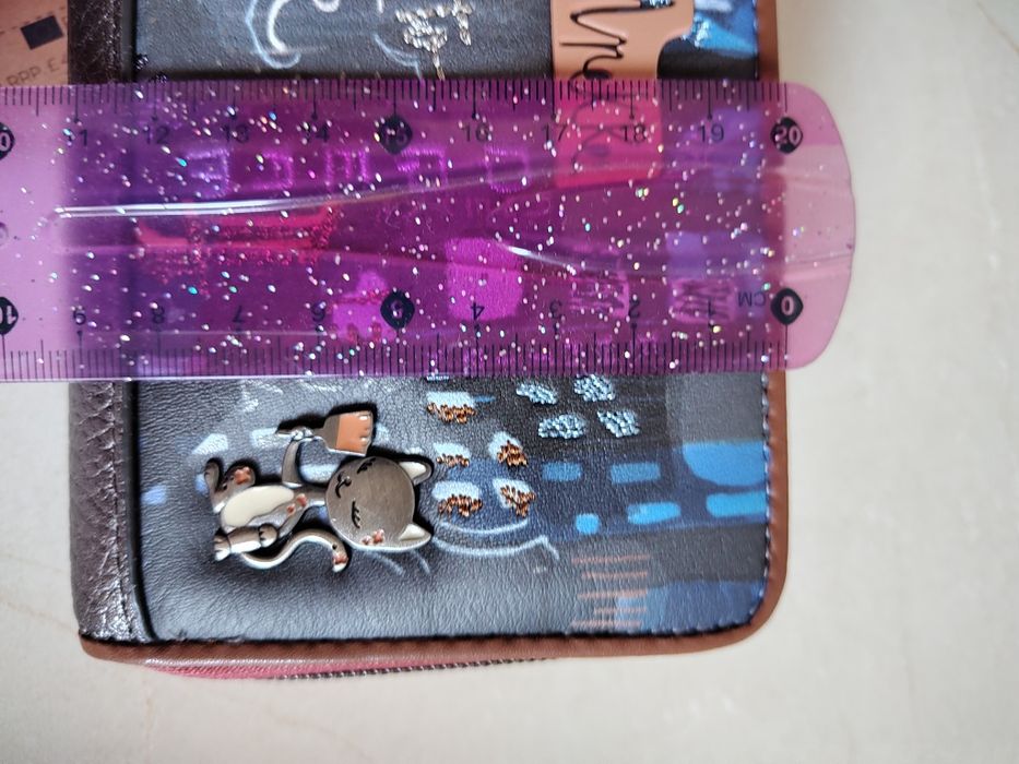 Nowy portfel Anekke Contemporary